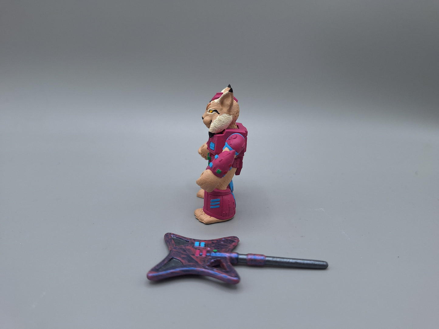 Lacerating Lynx by Battle Beasts Redux (Pink armor)