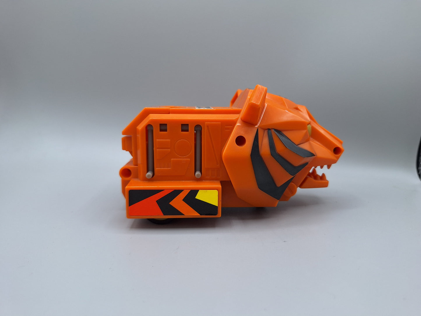 Tearin' Tiger War Chariot Good- Great Condition