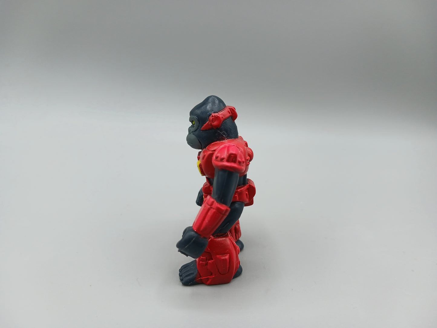 Gargantuan Gorilla Red Armor