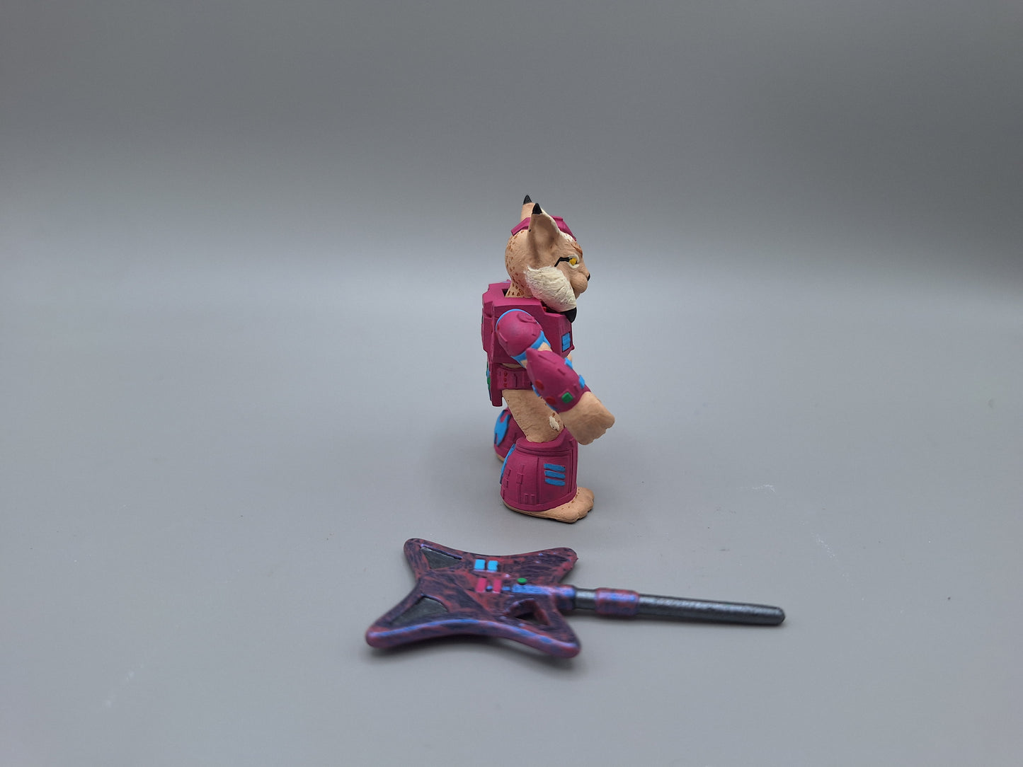 Lacerating Lynx by Battle Beasts Redux (Pink armor)